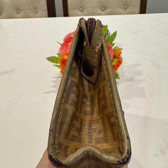 Authentic Fendi vintage pouch - Picture 10 of 10